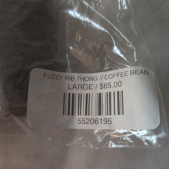 Laina Rauma Fuzzy Rib SET Sports Bra and Thong in Coffee Bean - Picture 7 of 10